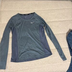 Nike Women's Long-Sleeve Performance Top in Slate Gray and Navy